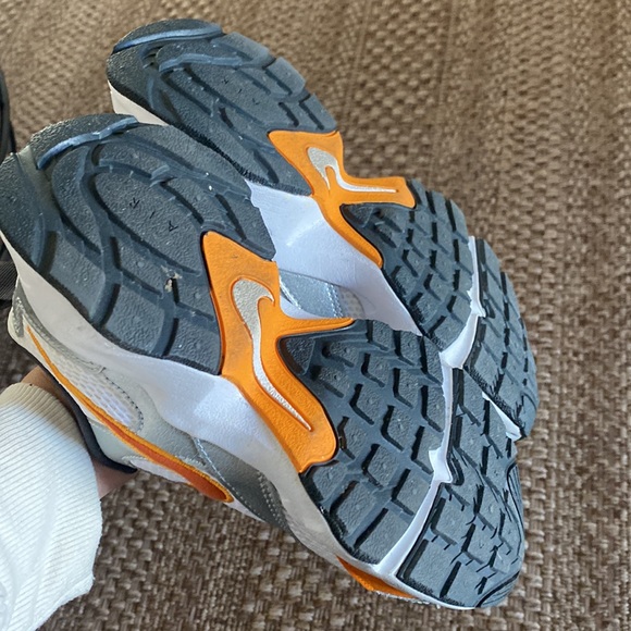 Nike sneakers - Picture 7 of 8